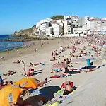 Piso Al Lado De La Playa, Ruta De Faros, Etc Malpica