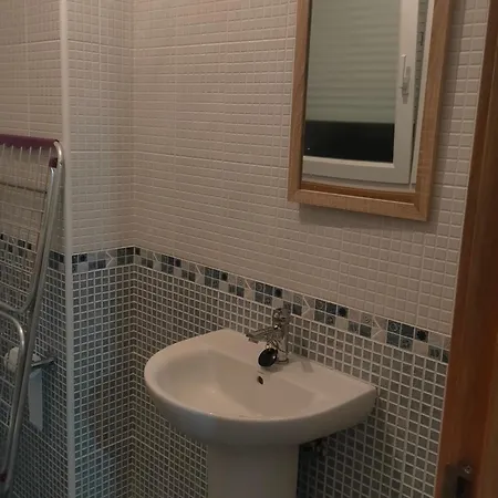 Apartamento Piso Al Lado De La Playa, Ruta De Faros, Etc Malpica